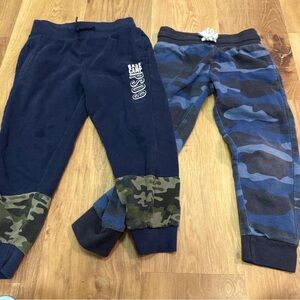 GAP Kids Navy and Camo Joggers Set